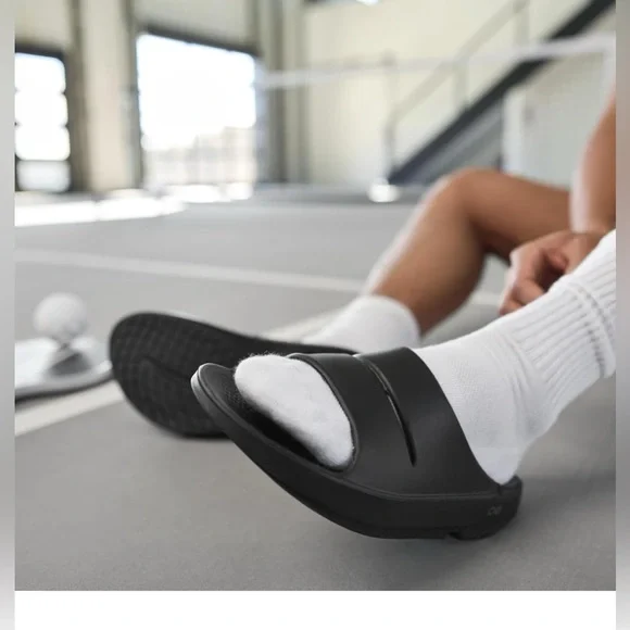 OOFOS womens Unisex - Picture 3 of 6